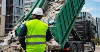 Вывоз строительного мусора в Кулебаках: услуги лицензированной компании — ПроМусор